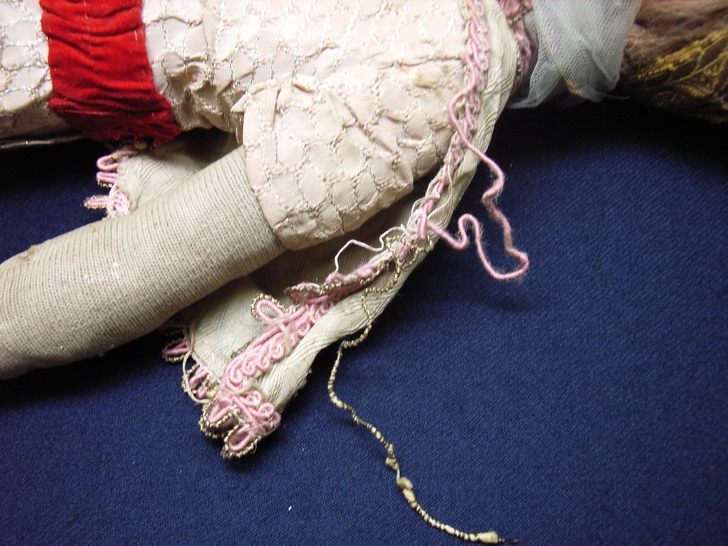 Mantello prima del restauro